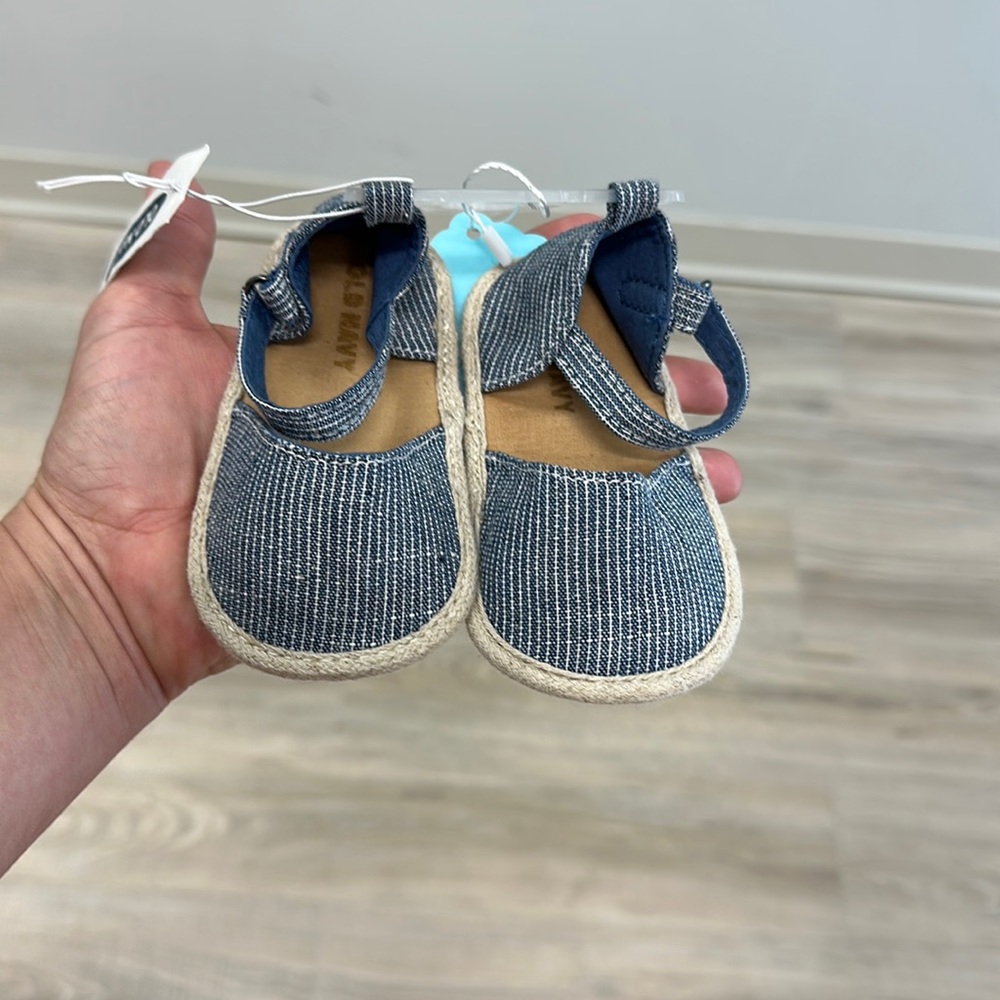 🩷 Sweet Baby Girls Shoes • Size 12-18 months